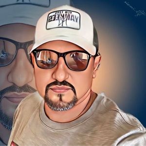 Meet your Posher, Alejandro